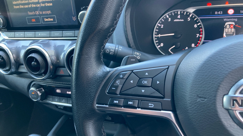 Nissan Juke 1.0 DiG-T 114 N-Connecta 5dr DCT Petrol Hatchback